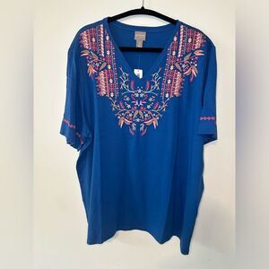 Chico’s Embroidered V Neck Tunic Top Size 4 Short Sleeve Pullover Color Blue